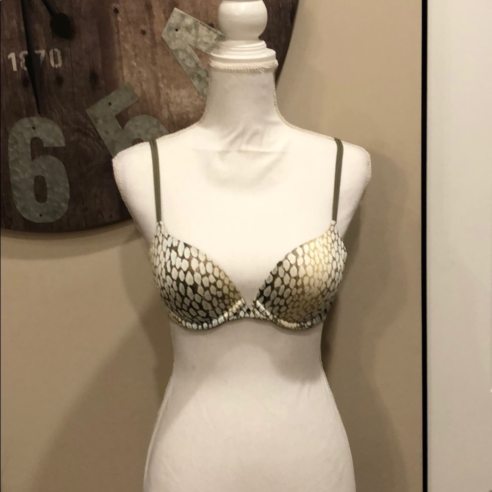 Victoria’s Secret Push-up Bra